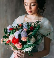 Яркие свадебные букеты