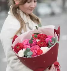 Страстный поцелуй M