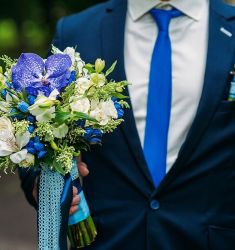 Синие свадебные букеты
